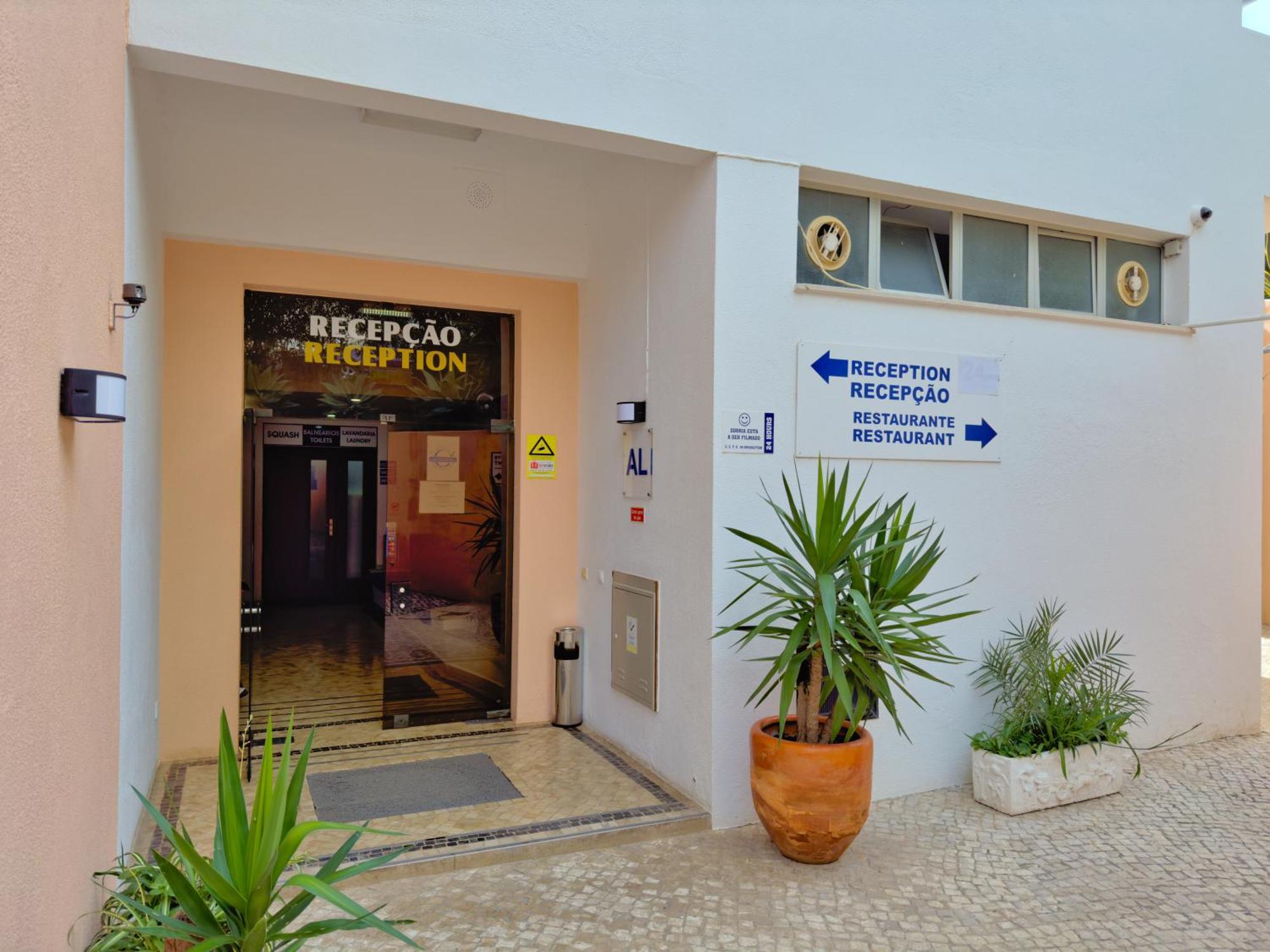 Squash Club Apartamentos Portimão Exteriér fotografie